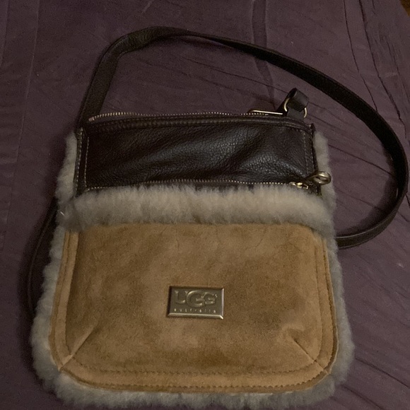 UGG - Picture 6 of 7